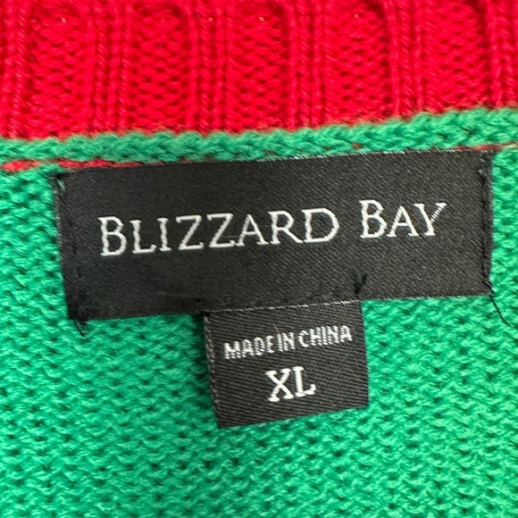 Meowy Christmas Kitty with Bells Ugly Christmas Sweater Sz XL - Picture 11 of 13